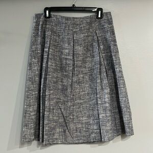 Talbots size 8 navy blue skirt with pleats